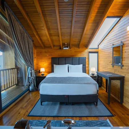 Üdülőközpont Magmat & 4*