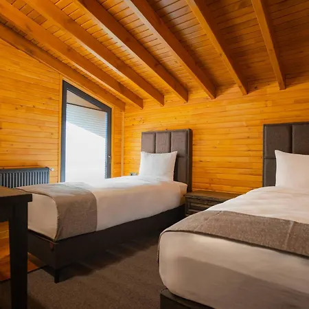 منتجع Magmat & 4*